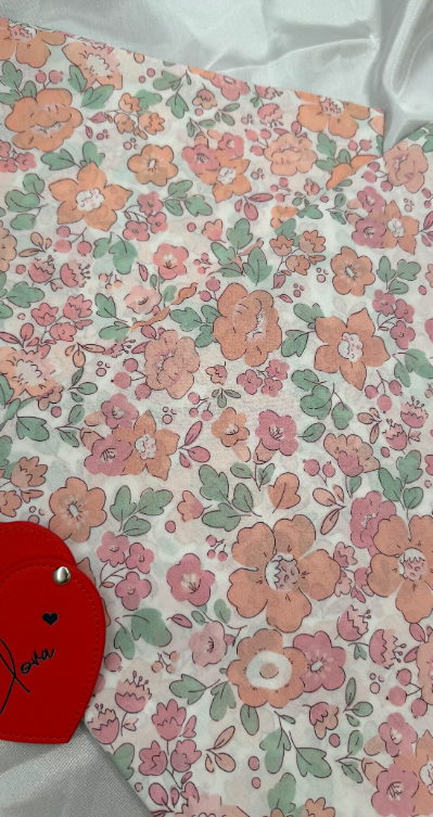 Cotton, Mom & Mini Bloom